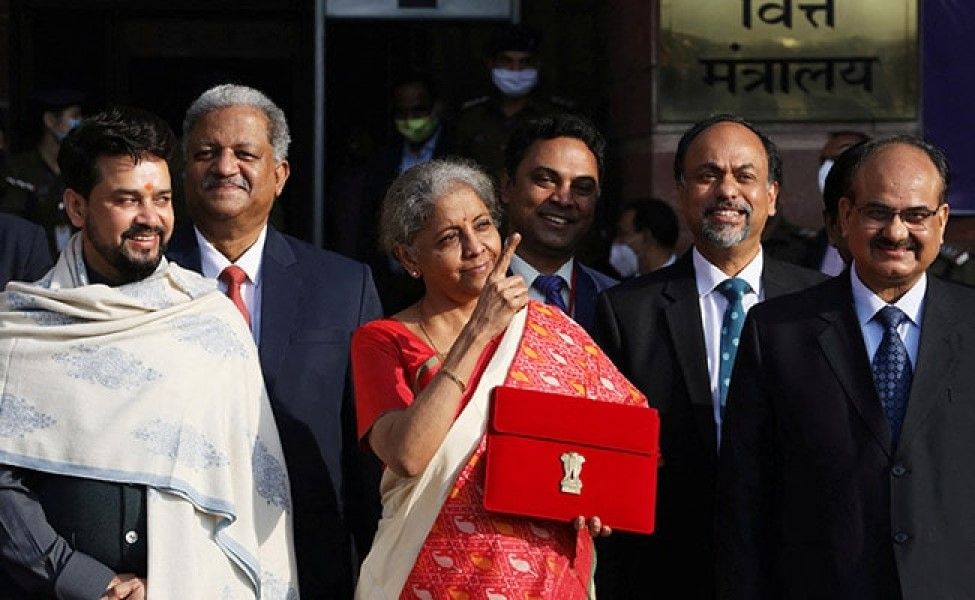 पेपरलेस फॉर्मेट में पेश हुआ बजट 2022-23