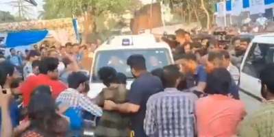 bengal education minister bratya basu scuffle car vandalism ju students - Satya Hindi