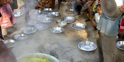 bihar champaran govt school 157 students fell ill after mid-day meal - Satya Hindi