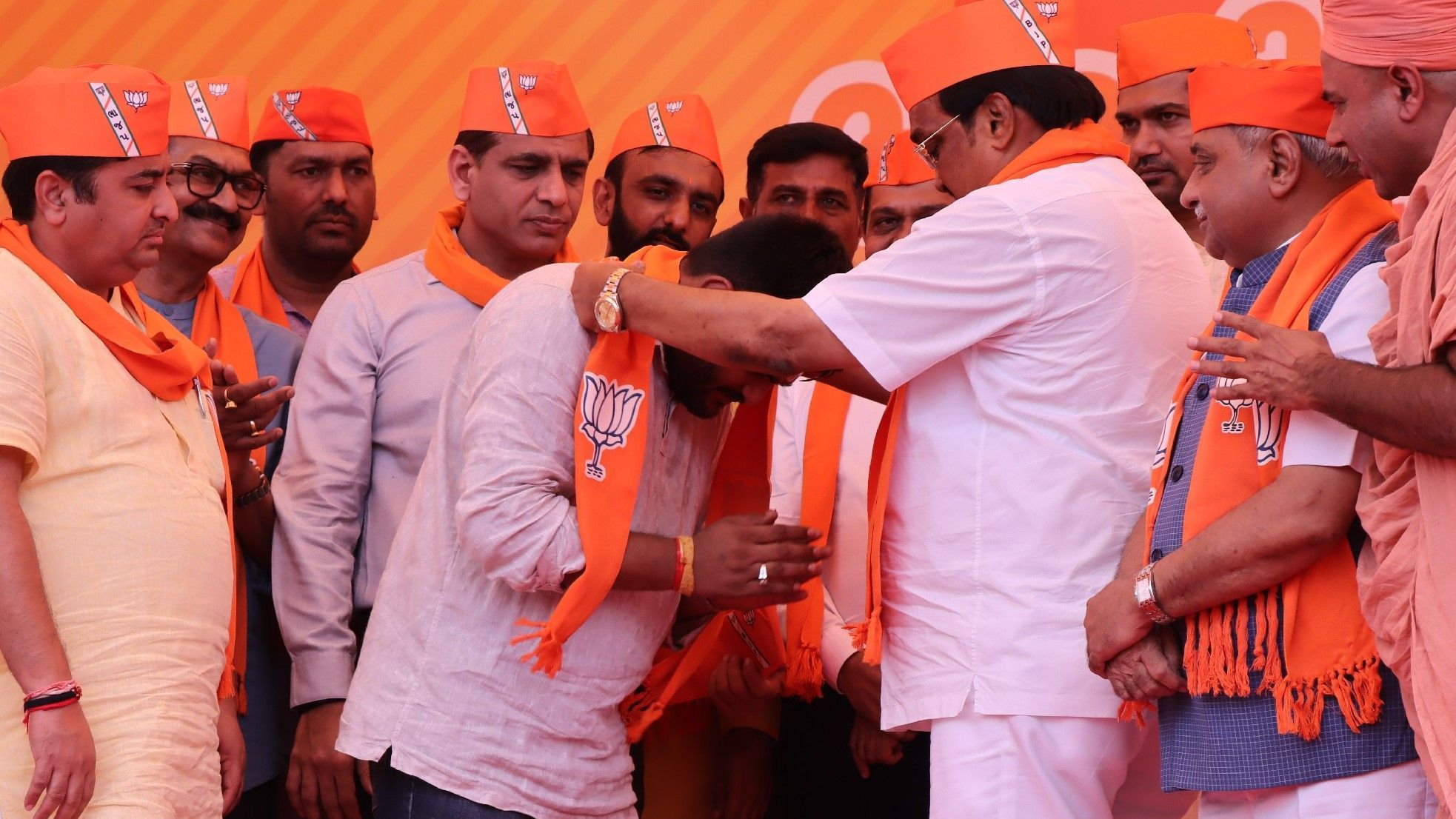 Congress launches Parivartan Sankalp Yatra in Gujarat polls 2022 - Satya Hindi