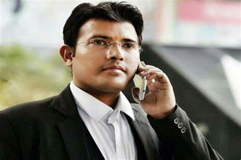 ट्वीट से अफवाह फैलाने वाले बीजेपी नेता पर FIR
