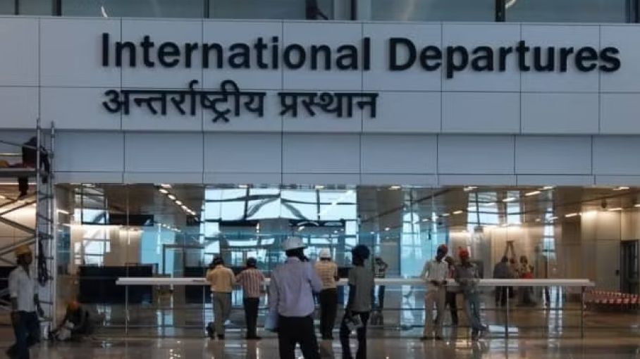 भारत से क्यों भाग रहे हैं लोग, अरबपति?