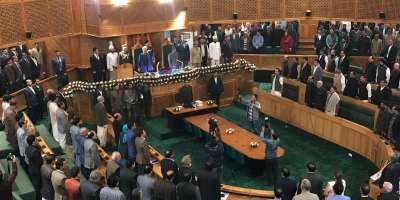 Jammu Kashmir Assembly: Uproar over presentation of resolution against Article 370 - Satya Hindi