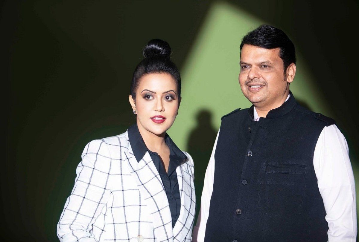 देवेंद्र फडणवीस की पत्नी का दावा - मुंबई में 3 फीसदी तलाक ट्रैफिक के कारण, लोगों ने मजाक उड़ाया
