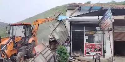 Supreme Court bans bulldozer justice across the country till October 1 - Satya Hindi