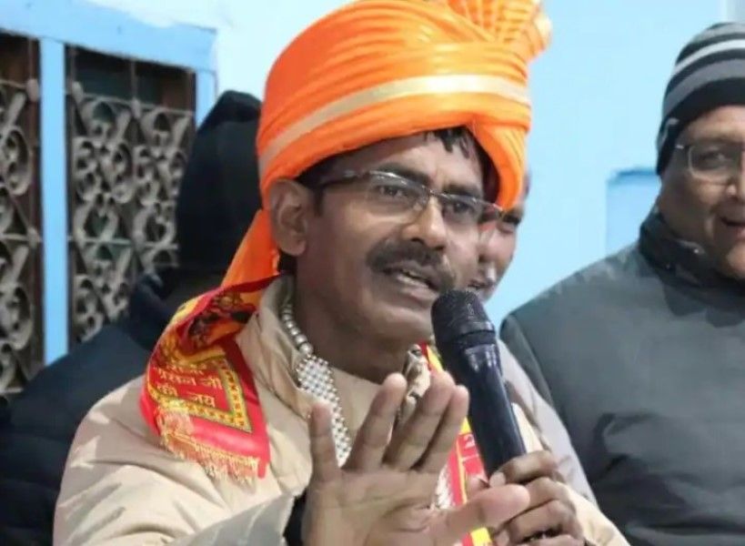 'दंगाई' बीजेपी विधायक की विधायकी जाने पर राजनीति&nbsp;