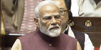 pm modi says cant expect sabka-vikas from congress its model is family first - Satya Hindi