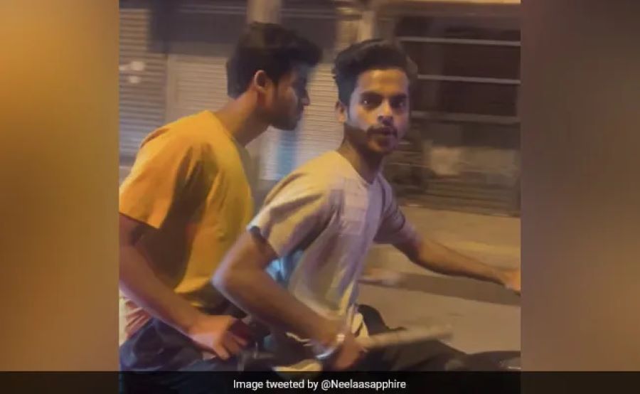 क्रिकेटर नितीश राणा की
पत्नी से दिल्ली में छेड़छाड़, एक आरोपी
गिरफ़्तार