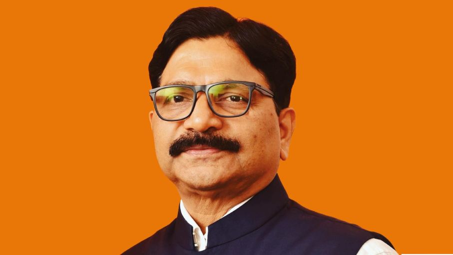 शिंदे खेमे से जुड़ने वाले रवींद्र वायकर का केस बंद क्यों किया जा रहा?
