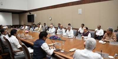 Bangladesh crisis: Opposition full support to Centre, Rahul raised issue of foreign hand - Satya Hindi