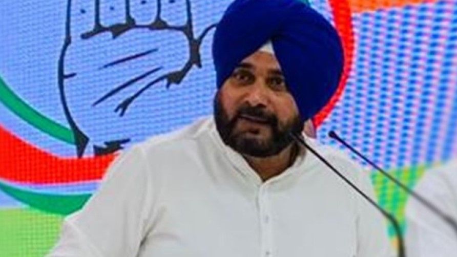 सिद्धू के पुराने बयान वायरल, राहुल-मनमोहन पर बोला था हमला
