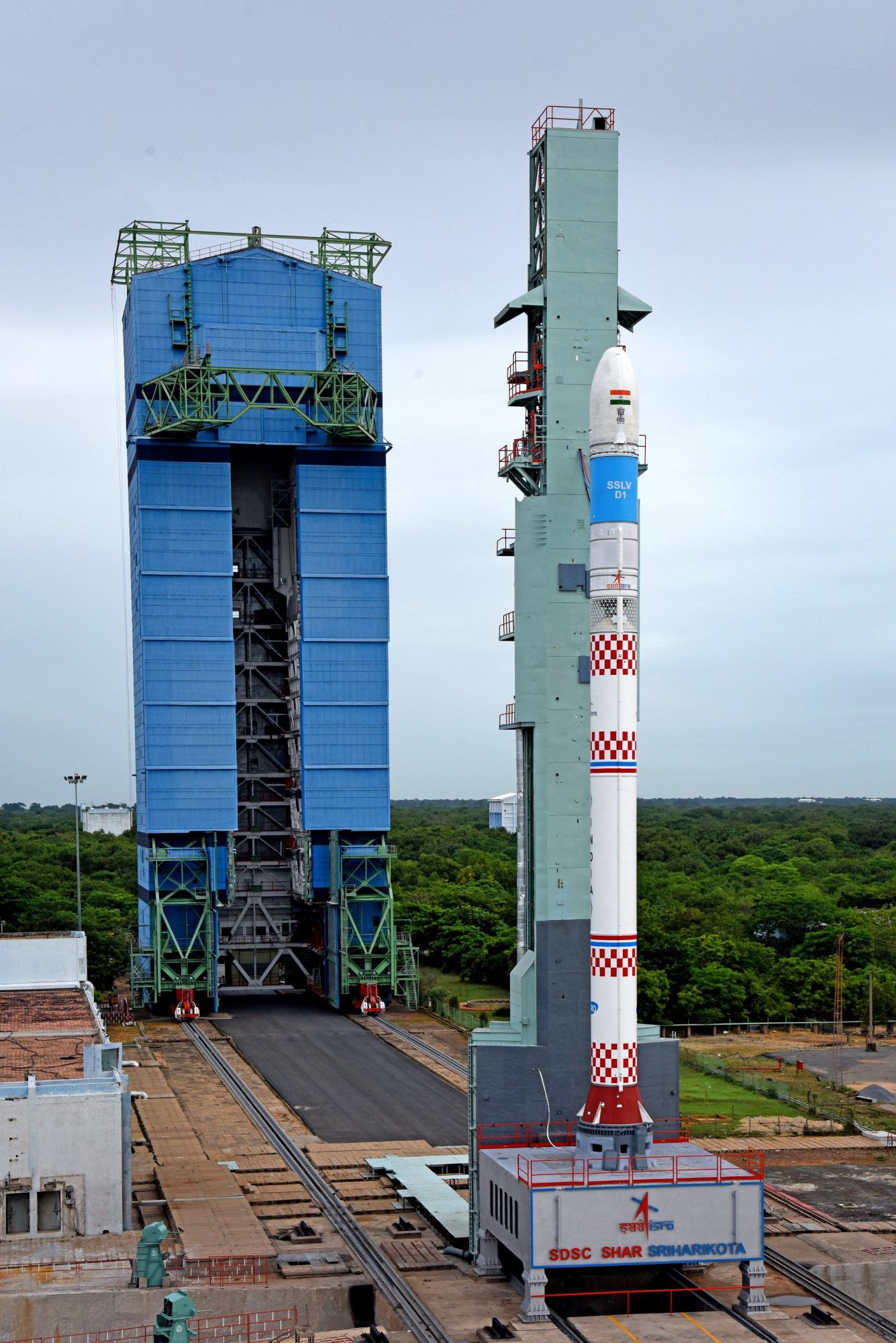 ISRO: Small rocket first launch in trouble, data messed up - Satya Hindi