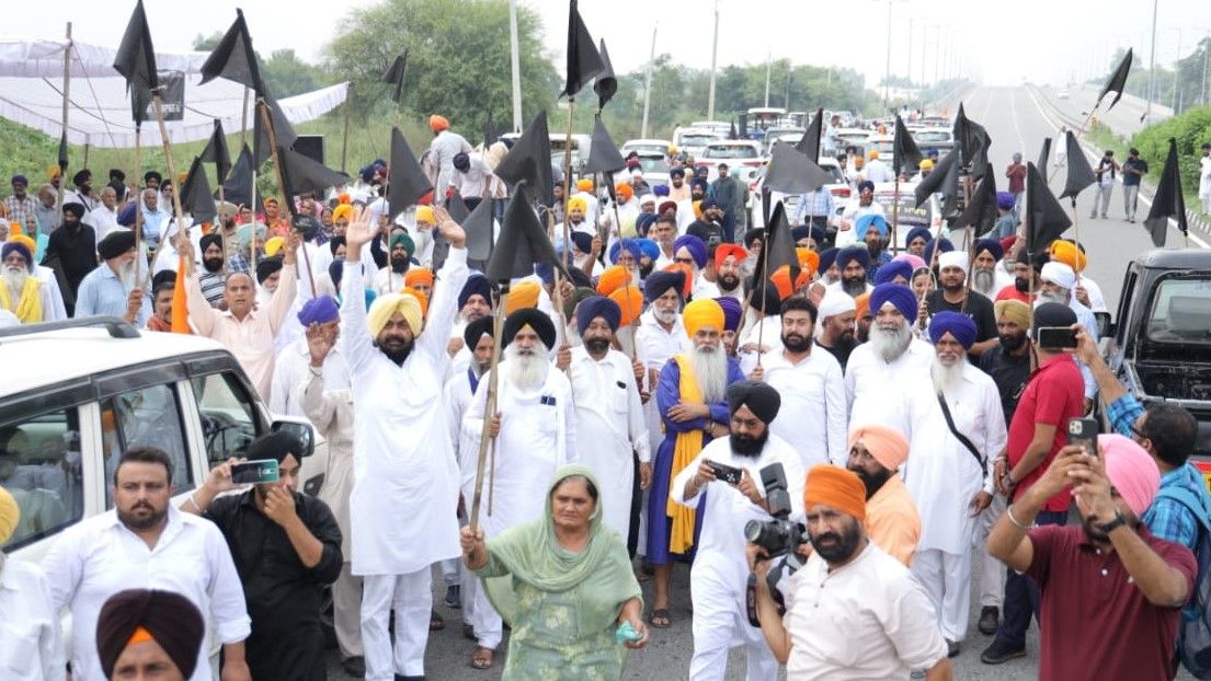 Haryana Sikh Gurdwara Management Act 2014 Controversy हरियाणा की अलग गुरुद्वारा प्रबंधक कमेटी