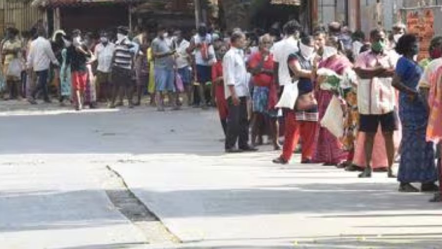 80 करोड़ को मुफ्त राशन के बावजूद गरीबी का भी ‘विकास’!