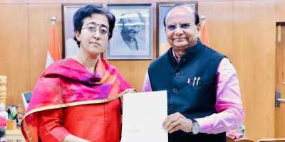 atishi resigns delhi cm assembly dissolved - Satya Hindi