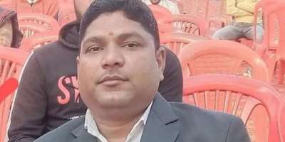 up-journalist-murdered-sitapur-bike-hit-shot-highway-family-questions-law-order - Satya Hindi