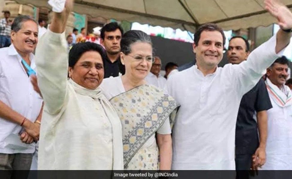 Rahul gandhi at The Dalit Truth on Mayawati - Satya Hindi