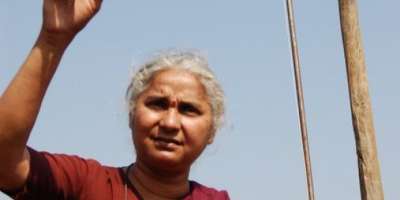 delhi court sentenced activist medha patkar for 5 months - Satya Hindi