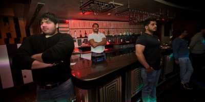 Bouncers are illegal in the bar, then why no action - Satya Hindi