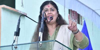 Maharashtra: Why Munde sisters give sleepless nights to BJP, who is responsible - Satya Hindi