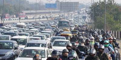 300 km jam maha kumbh akhilesh accuses chaos - Satya Hindi