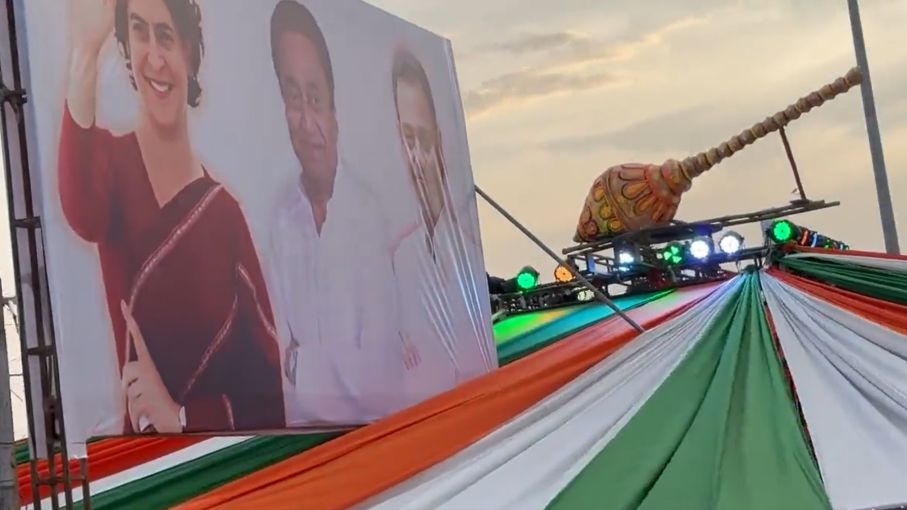 बीजेपी के ख़िलाफ़ हिंदुत्व के पिच पर कैसे जीत पाएगी&nbsp;कांग्रेस?