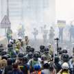 China to surrender to Hong Kong protesters? - Satya Hindi