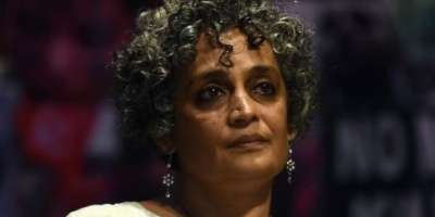 delhi lg approves arundhati roy prosecution under uapa - Satya Hindi