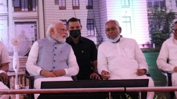 PM narednra Modi Nitish kumar at Bihar assembly event - Satya Hindi