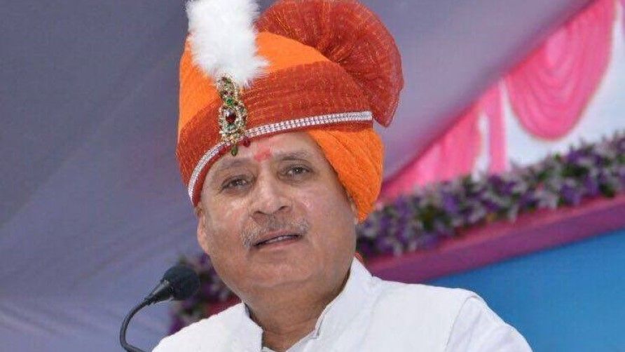 नूंह हिंसाः केंद्रीय मंत्री ने पूछा- धार्मिक यात्रा में कोई तलवार, लाठी-डंडे लेकर जाता है