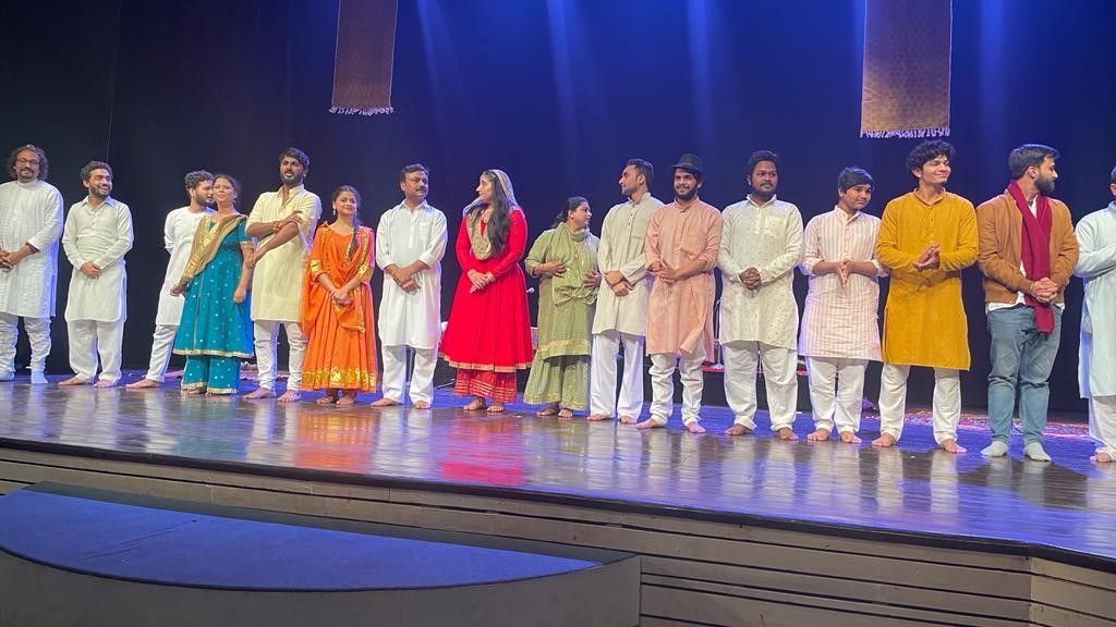delhi urdu academy drama jaan ye ghazal - Satya Hindi