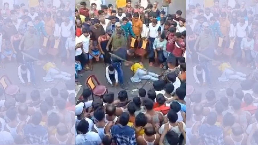 जानें, बंगाल के कंगारू कोर्ट को जहाँ दलीलें नहीं,&nbsp;दंड ही विधान है!