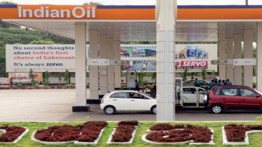 petrol price, diesel price up, crude oil price down - Satya Hindi