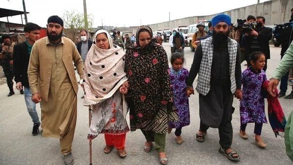 taliban assure afghan sikhs, afghan hindus of security - Satya Hindi