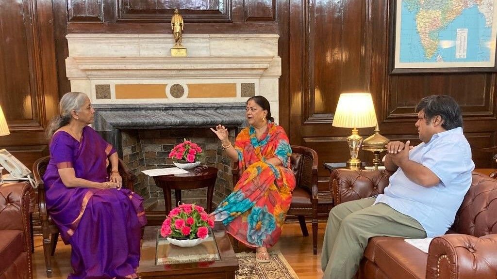राजस्थान&nbsp;चुनाव को लेकर भाजपा की दो अहम समितियों से वसुंधरा बाहर&nbsp;