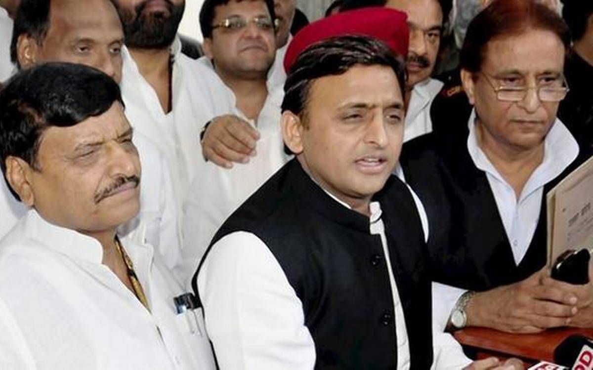 SP leader Azam khan may quit SP - Satya Hindi