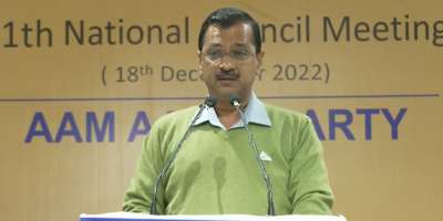 arvind kejriwal says centre stopped delhi govt budget - Satya Hindi