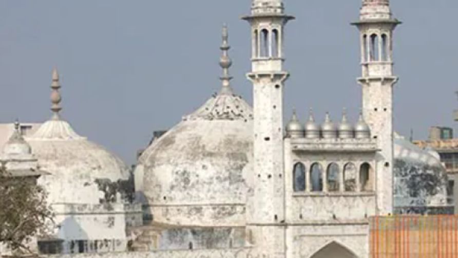 Quwwat Ul Islam Masjid in Qutub Minar Complex  - Satya Hindi