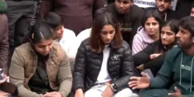 wrestler protest fake news on sakshee malikkh bajrang punia - Satya Hindi
