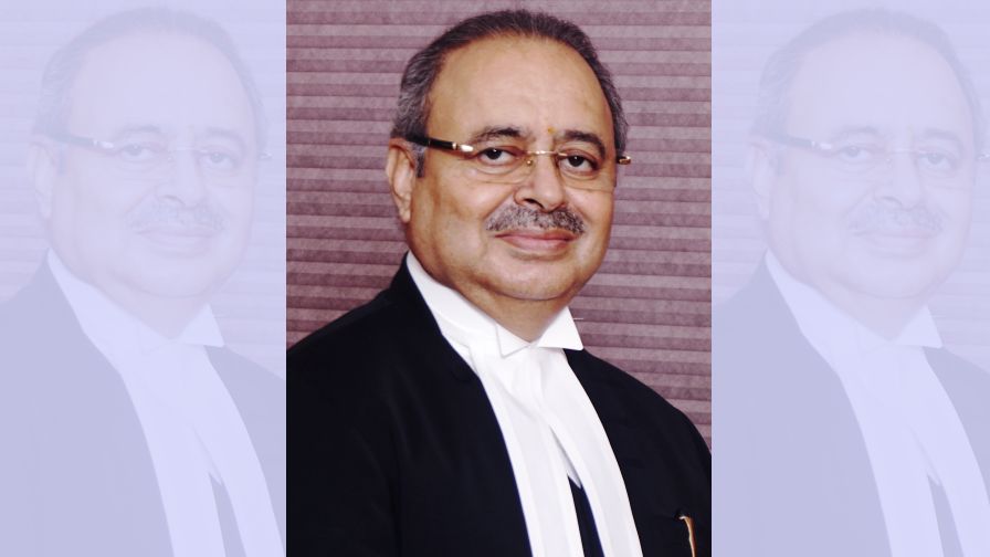हिजाब पर फ़ैसला देने वाले जजों को वाई श्रेणी की सुरक्षा: कर्नाटक सीएम