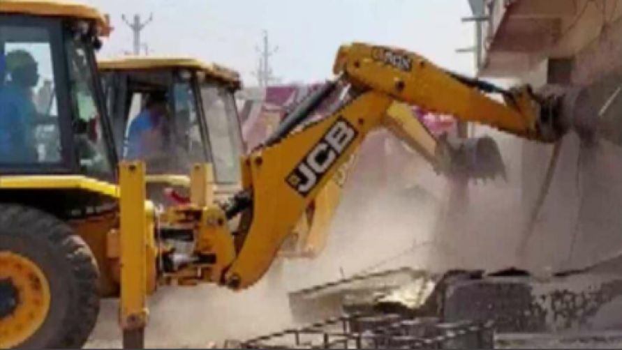 Bulldozers demolition drive in Jahangirpuri - Satya Hindi