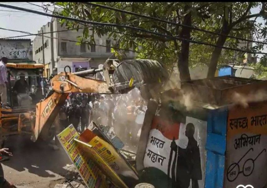 delhi bjp leaders met amit shah after jahangirpuri bulldozer drive controversy - Satya Hindi