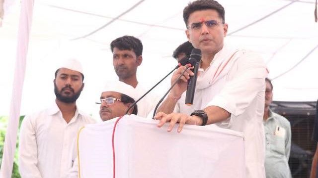 Rajasthan congress Crisis 2022 Ashok Gehlot MLA threatened to resign - Satya Hindi