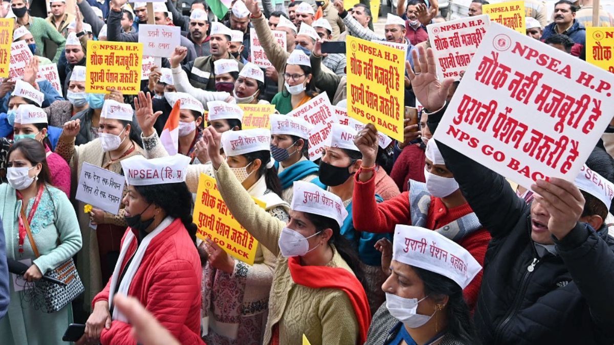 केंद्रीय कर्मचारियों को चेतावनी- पुरानी पेंशन के लिए हड़ताल की तो खैर नहीं