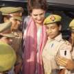 Priyanka Gandhi Selfie with police inquiry ordered - Satya Hindi
