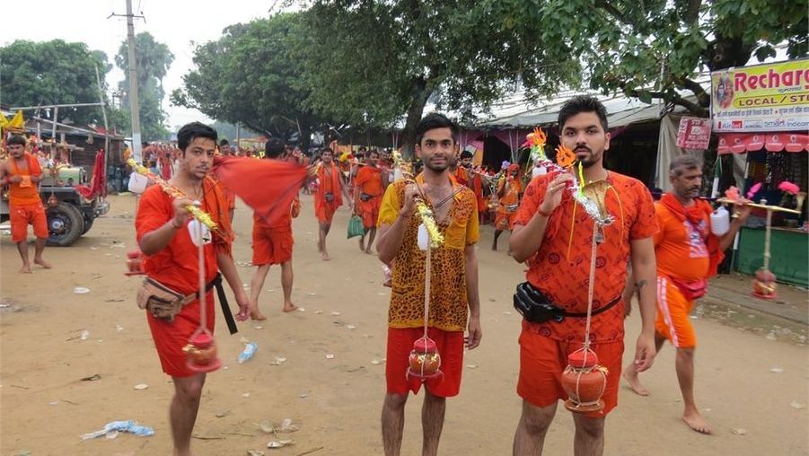 हरिद्वार कांवड़ रूट पर मसजिद-मजारों से कवर हटाए गए, पुलिस ने कहा- गलती से हुआ