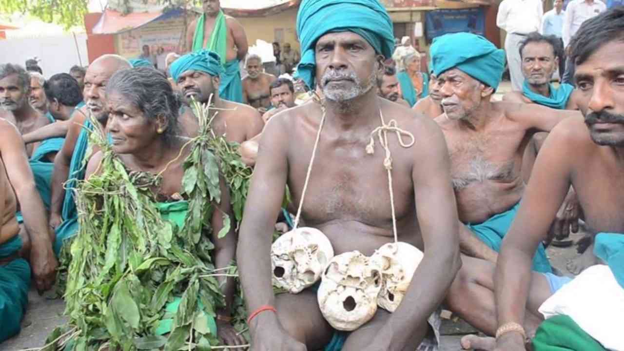 महाराष्ट्र में रोजाना 1 किसान कर रहा खुदकुशी, खतरे की घंटी