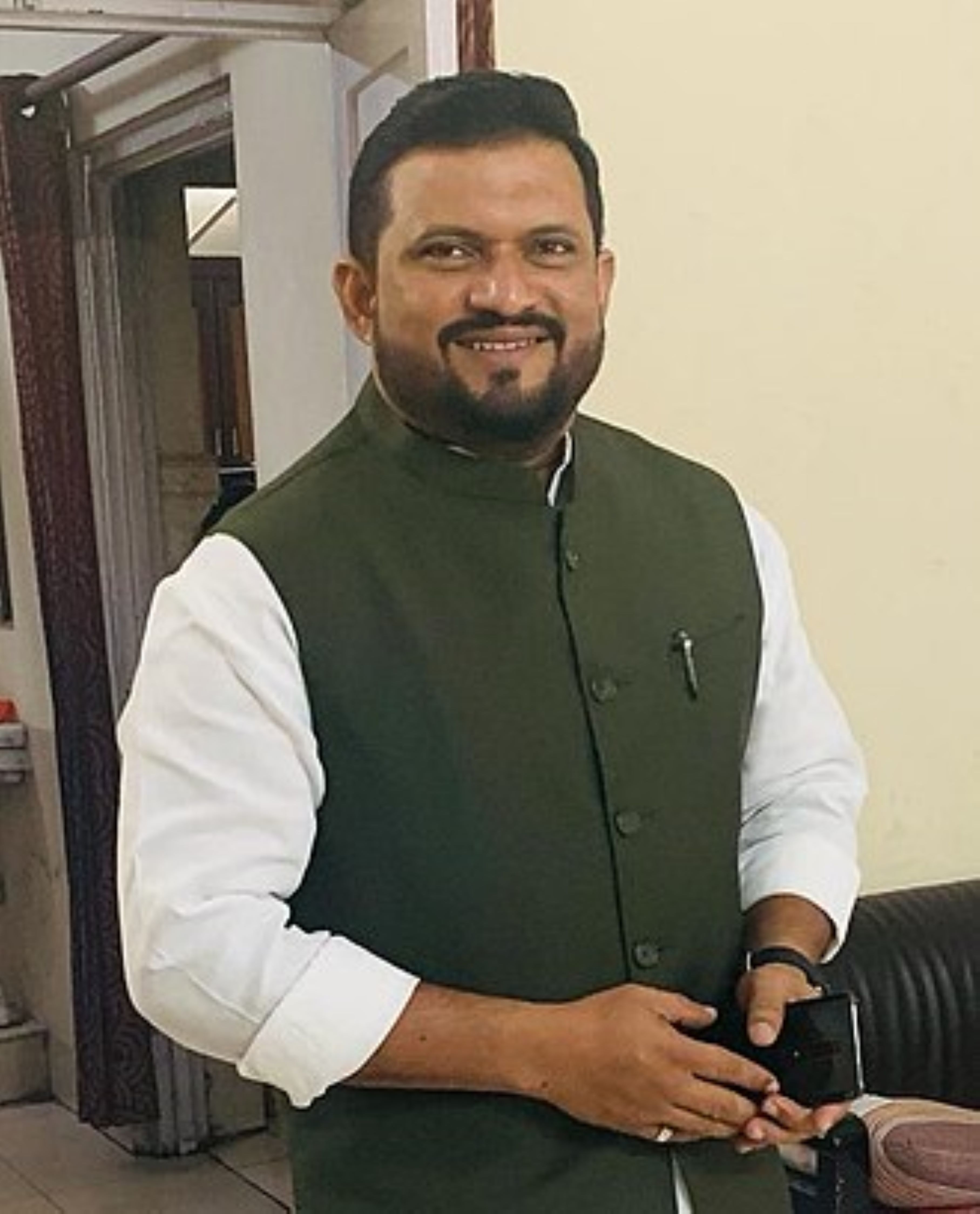 सजा पर रोक, सदस्यता बहाल, फिर भी संसद नहीं जा सकता
सासंद 