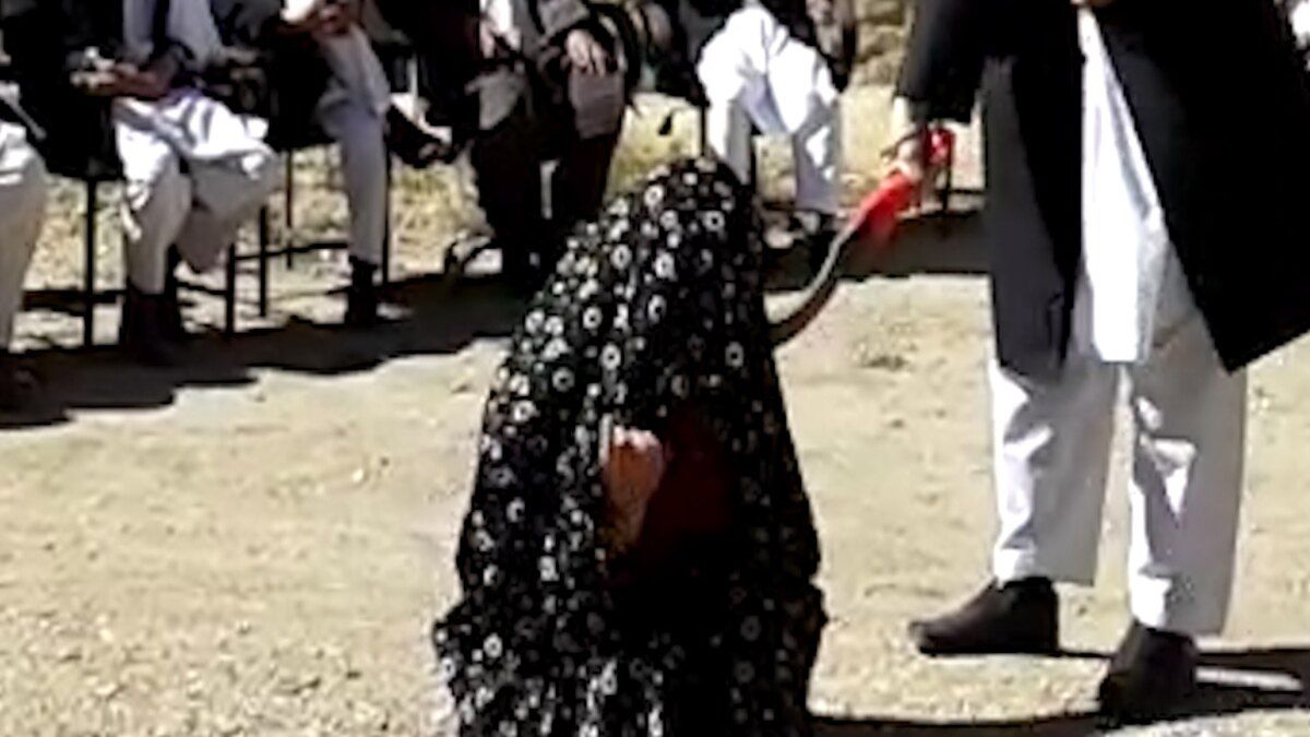 afghanistan taliban hangs dead bodes in herat - Satya Hindi