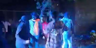 ganesh chaturthi procession burqa wearing man dance arrest - Satya Hindi